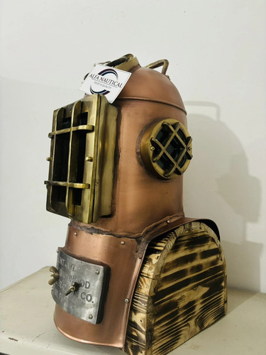 Großer taucherhelm aus kupfer - großer,