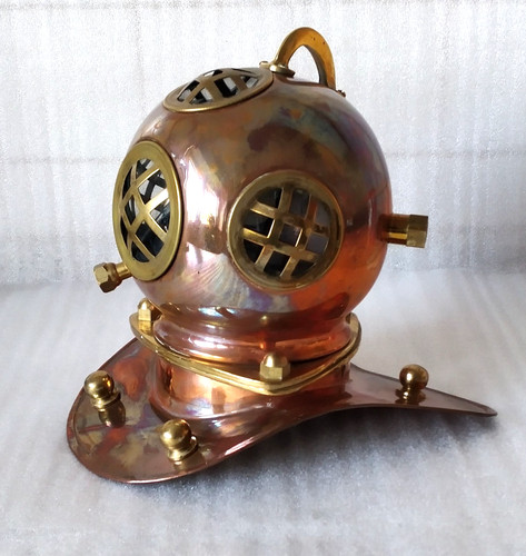 Taucherhelm aus kupfer messing - taucherhelm,